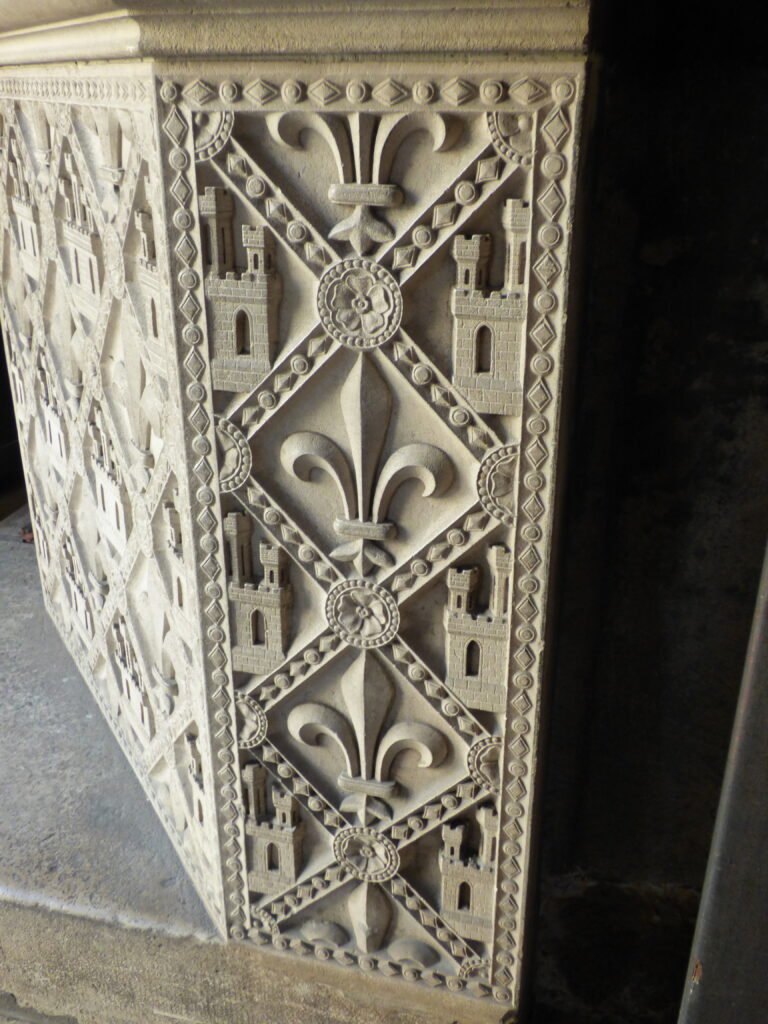 Visite de la Sainte Chapelle, bas relief