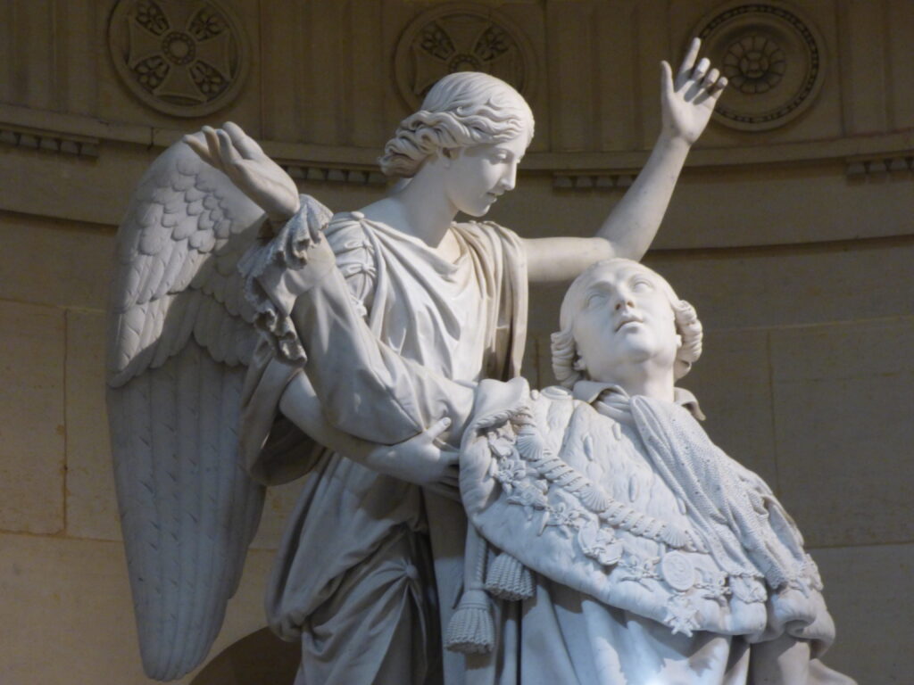 Chapelle expiatoire, statue Louis XVI