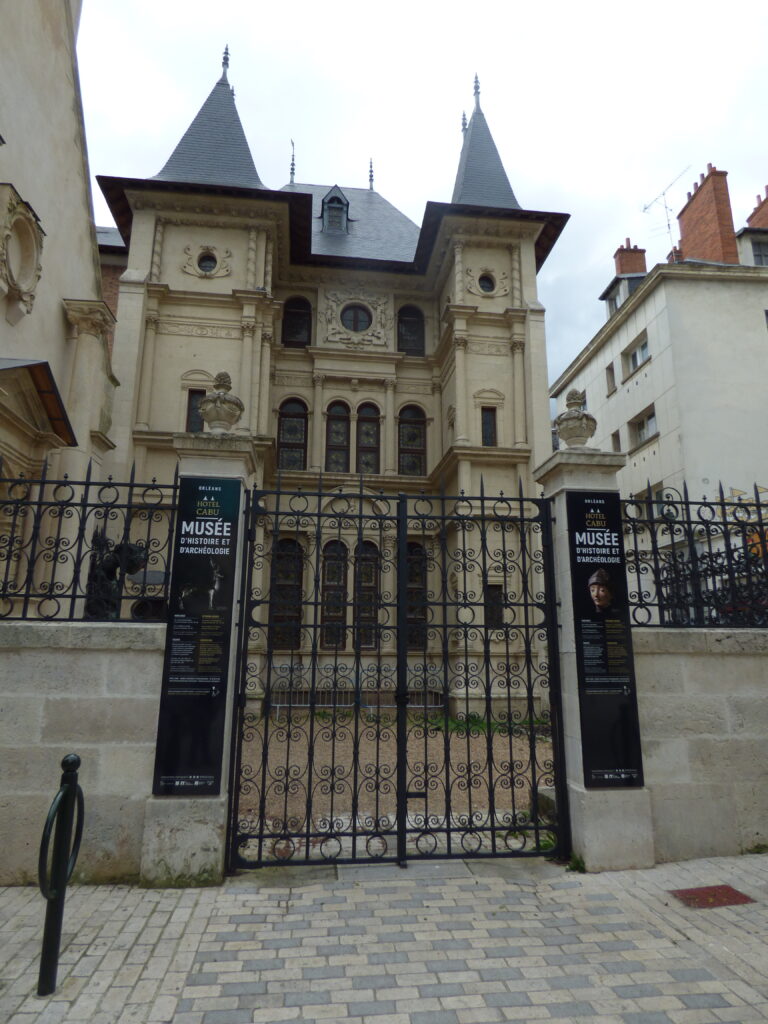 Orléans, Musée d'histoire et d'archéologie, façade