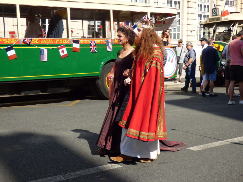 Festival Paris vaut bien une fête, défilé