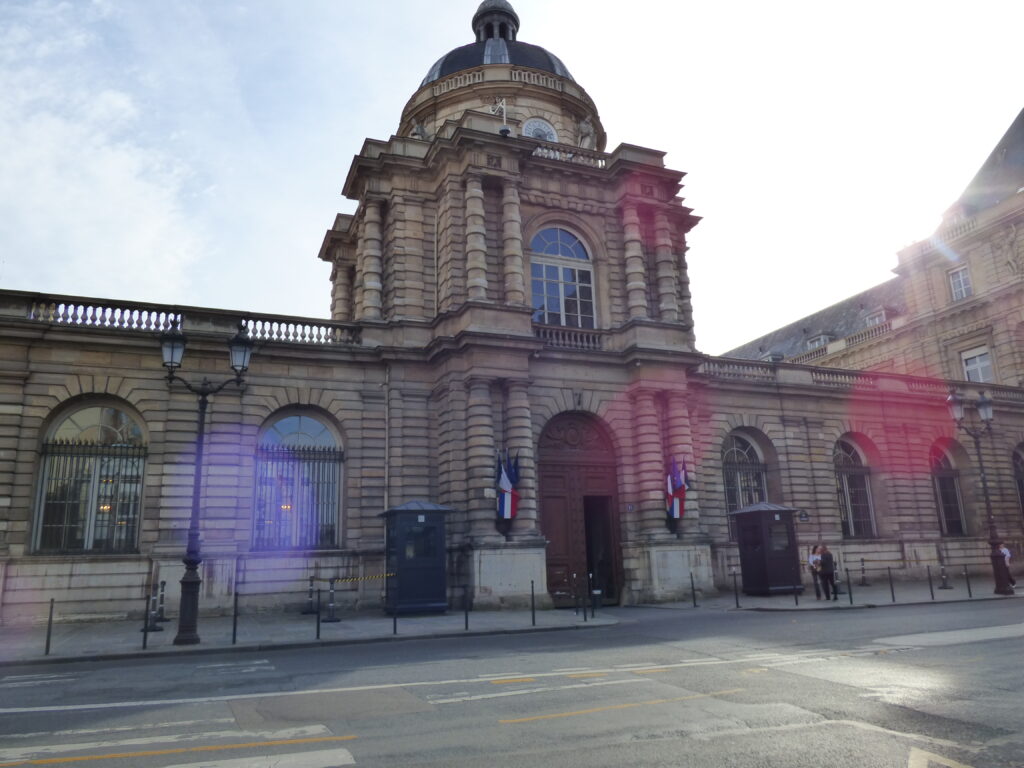 Sénat, vue de l'extérieur